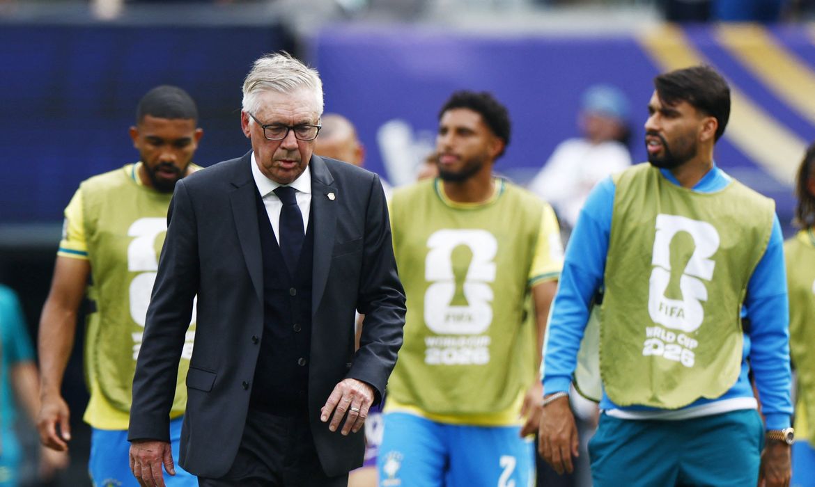 OAB Barro Preto - Ancelotti lamenta eliminação e já projeta novo ciclo: “Não é o fim”