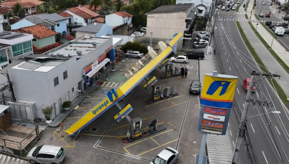 Polícia investiga morte de três eletrocutados após ventania no Rio
