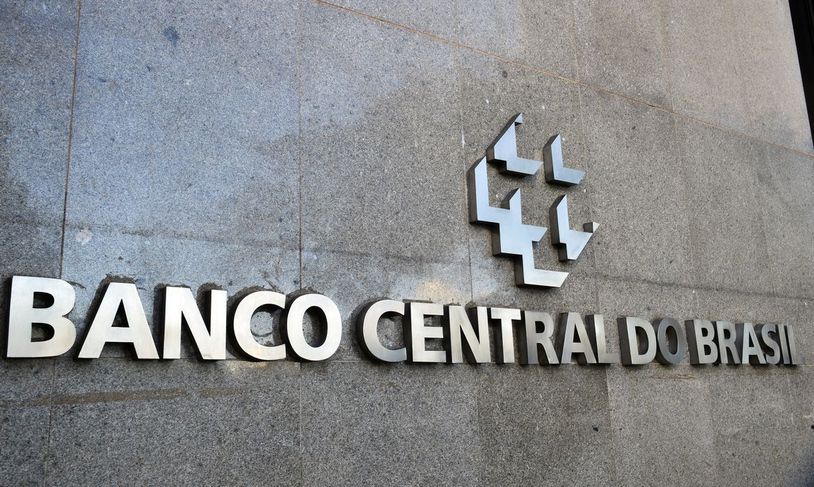 OAB Barro Preto - Banco Central e Receita Federal são autorizados a realizar concursos