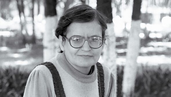 Orides Fontela: a radicalidade de uma vida dedicada à poesia