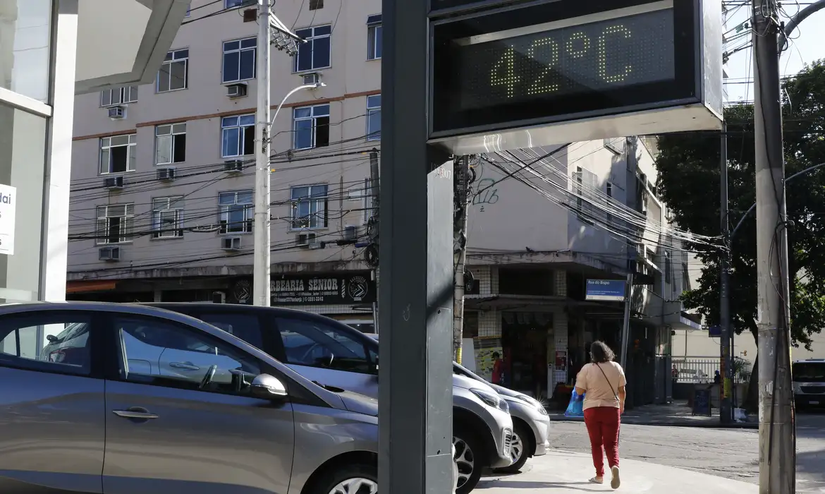 OAB Barro Preto - Bombeiros do Rio lançam Plano de Contingência para impactos do El Niño