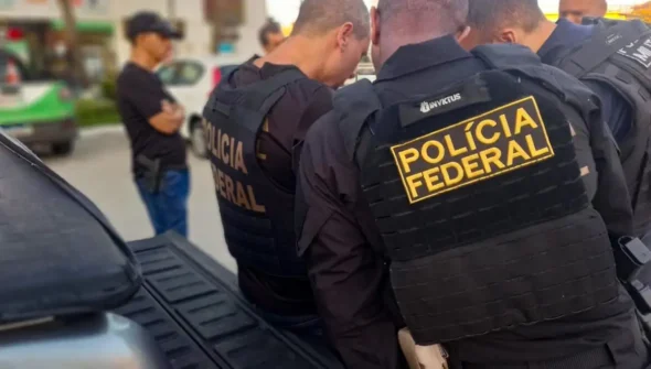 Operação da PF tem prisão de bicheiro, ex-presidente da Alerj e pastor