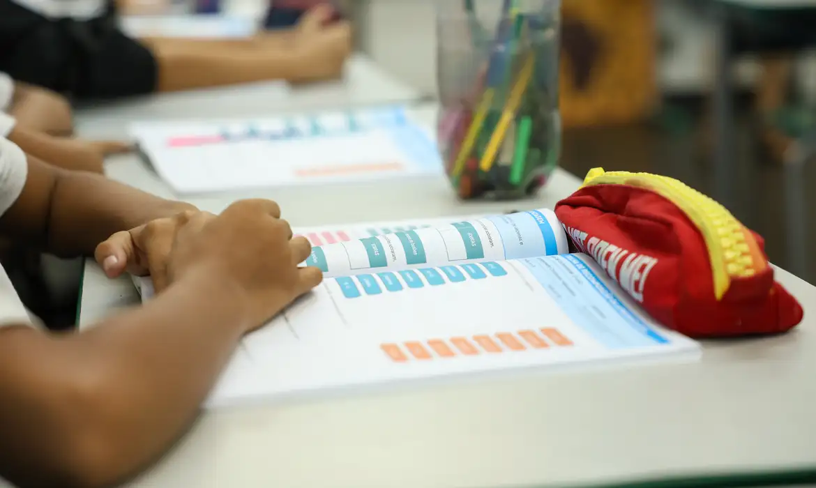 OAB Barro Preto - Educação política passa a integrar currículo escolar brasileiro