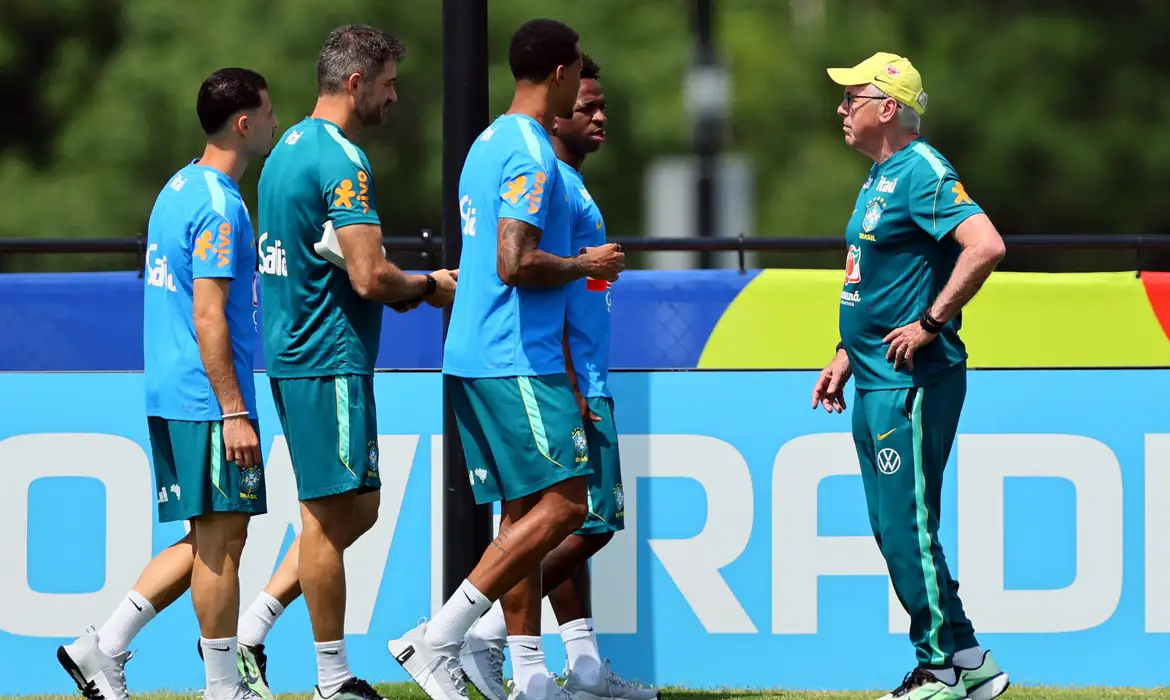 OAB Barro Preto - Brasil inicia preparação para oitavas da Copa contra Noruega