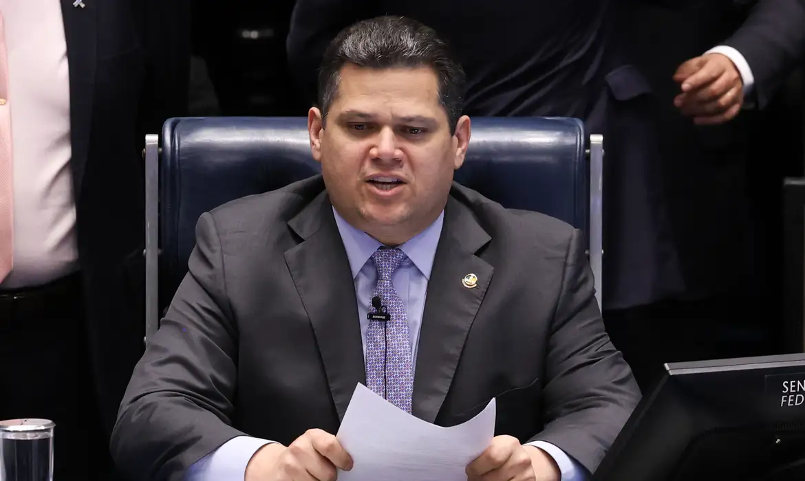 OAB Barro Preto - Governo pede a Alcolumbre que instale comissão sobre MP das Blusinhas