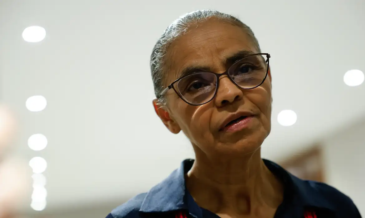 OAB Barro Preto - Marina Silva sofre tentativa de intimidação durante campanha em SP