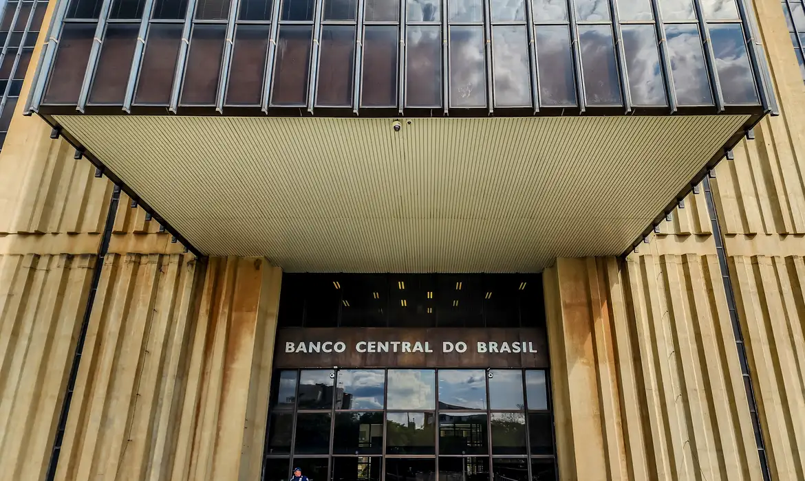 OAB Barro Preto - Copom inicia reunião que definirá taxa básica de juros