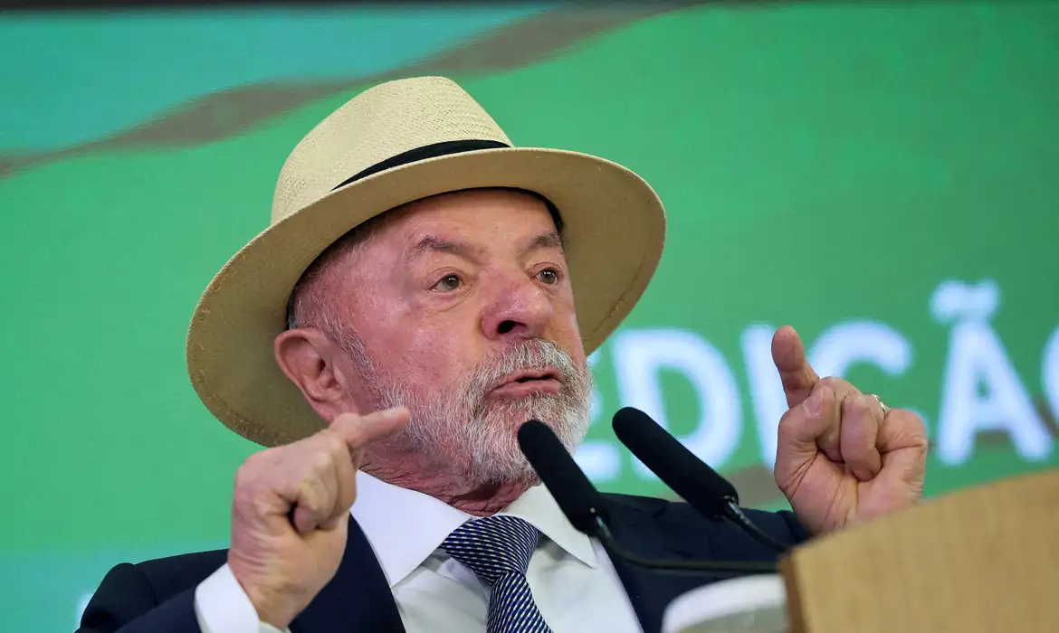 OAB Barro Preto - Atitude irresponsável, diz Lula após revogação de visto de embaixadora