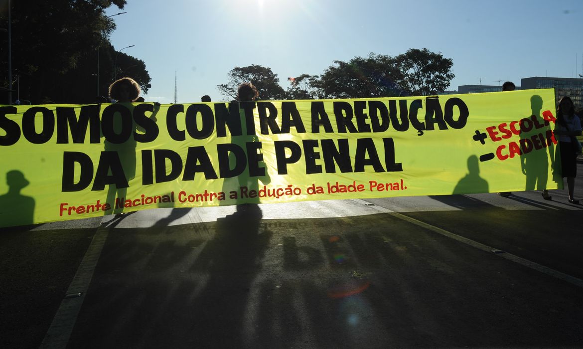 OAB Barro Preto - Pediatras se manifestam contrários à redução da maioridade penal