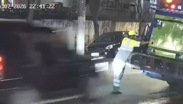 Motorista que matou gari em SP vai responder por homicídio qualificado
