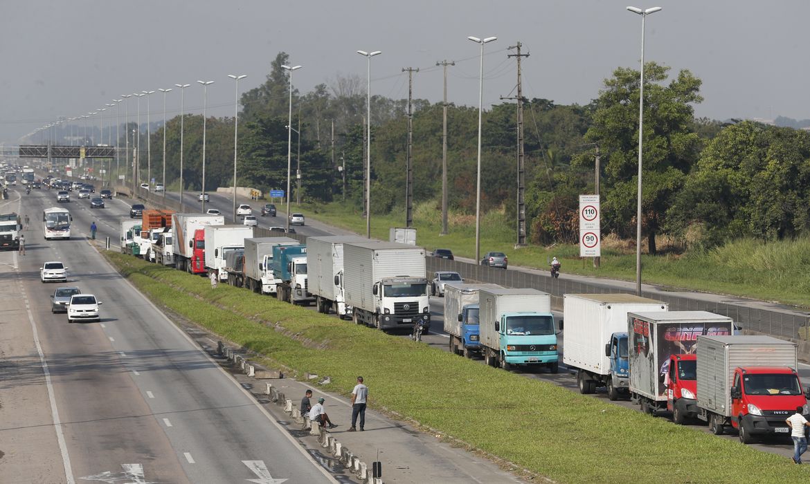 OAB Barro Preto - Lei garante frete mínimo no transporte de cargas; saiba o que muda