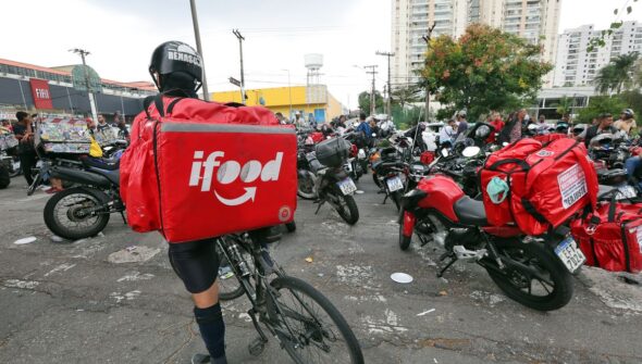 Anvisa libera venda de medicamentos por plataformas como iFood e Rapp