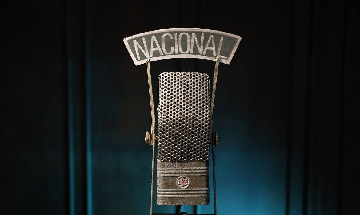 OAB Barro Preto - Rádio Memória celebra 90 anos da Rádio Nacional