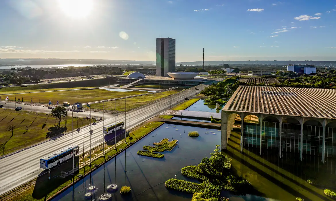 OAB Barro Preto - Brasil rebaixa relação com Argentina após novos insultos de Milei
