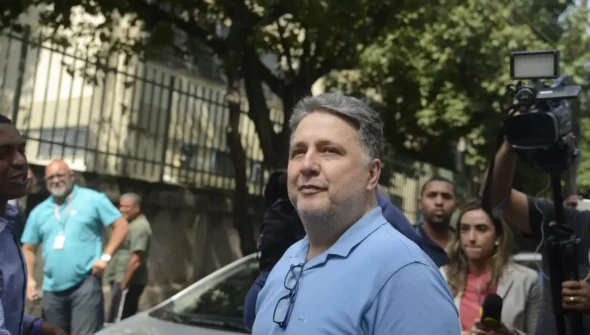 Justiça do Rio suspende direitos políticos do ex-governador Garotinho