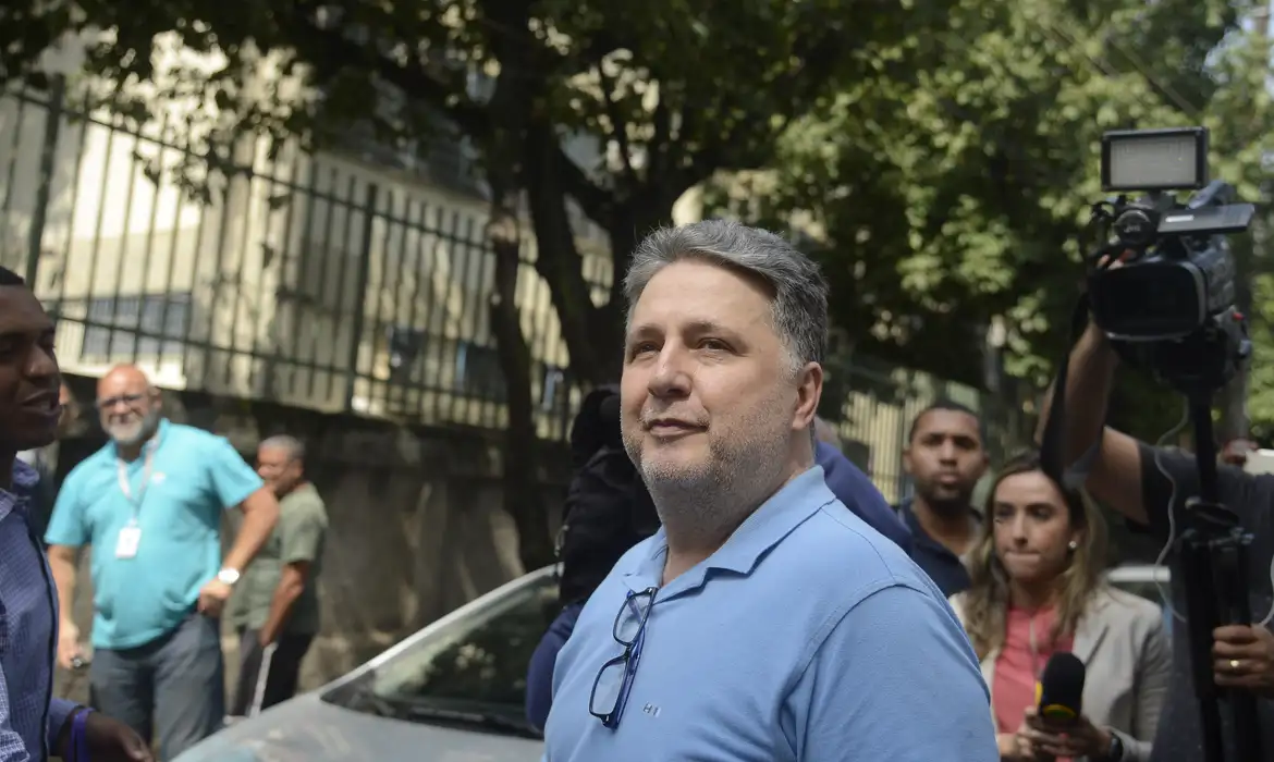 OAB Barro Preto - Justiça do Rio suspende direitos políticos do ex-governador Garotinho