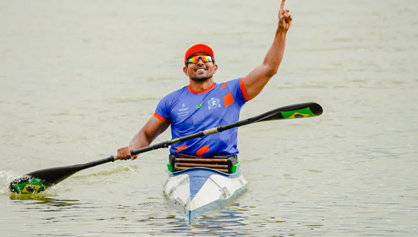 Campeonato Brasileiro de Canoagem e Paracanoagem encerra em Lagoa Santa com medalhistas mundiais no pódio