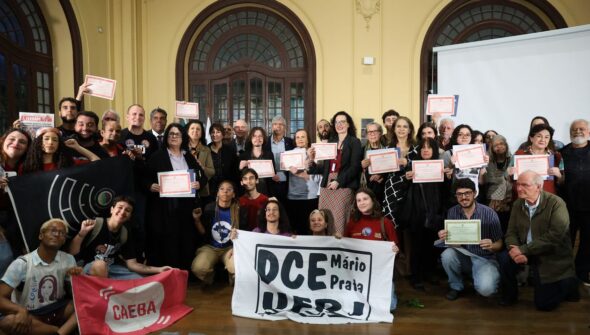 UFRJ homenageia vítimas da ditadura com diplomas póstumos