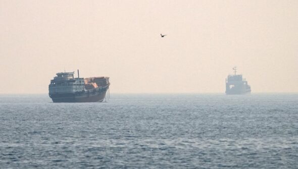 Países do Golfo Pérsico cancelam reunião sobre reabertura de Ormuz
