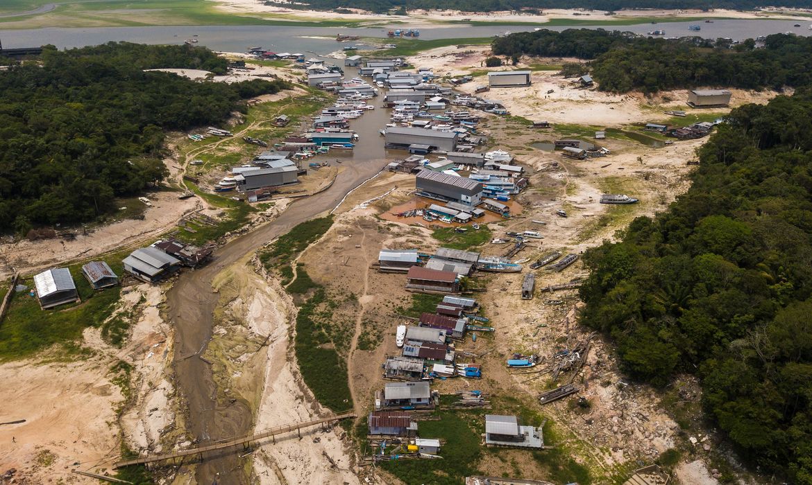 OAB Barro Preto - Seca na Amazônia atingiu 38% das áreas habitadas no último El Niño