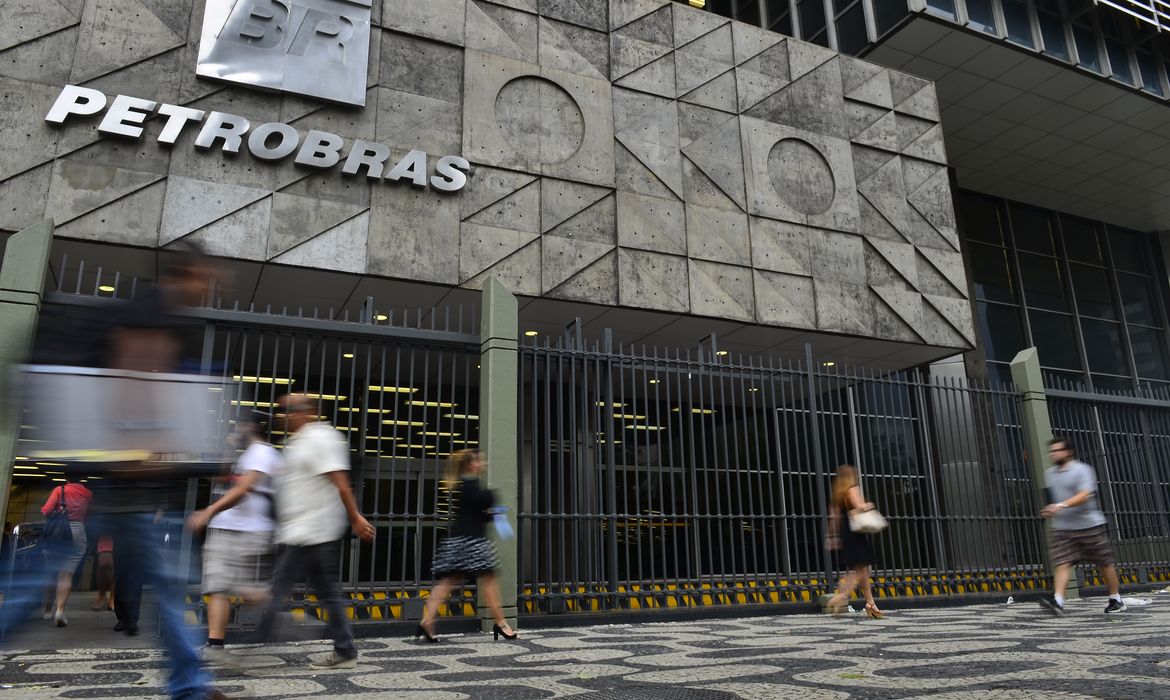 OAB Barro Preto - Petrobras fecha acordo para comprar gás dos EUA por mais de 20 anos