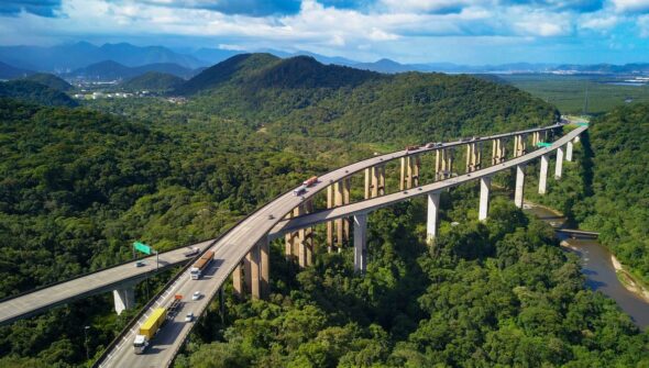 Brasil deve dobrar investimentos para zerar déficit em infraestrutura
