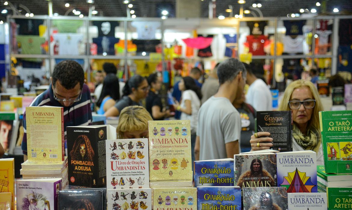 OAB Barro Preto - Bienal do Livro tem novo projeto para incentivar leitura no Brasil