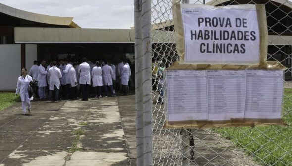 Revalida 2026/2: prazo de envio de diploma médico termina dia 19