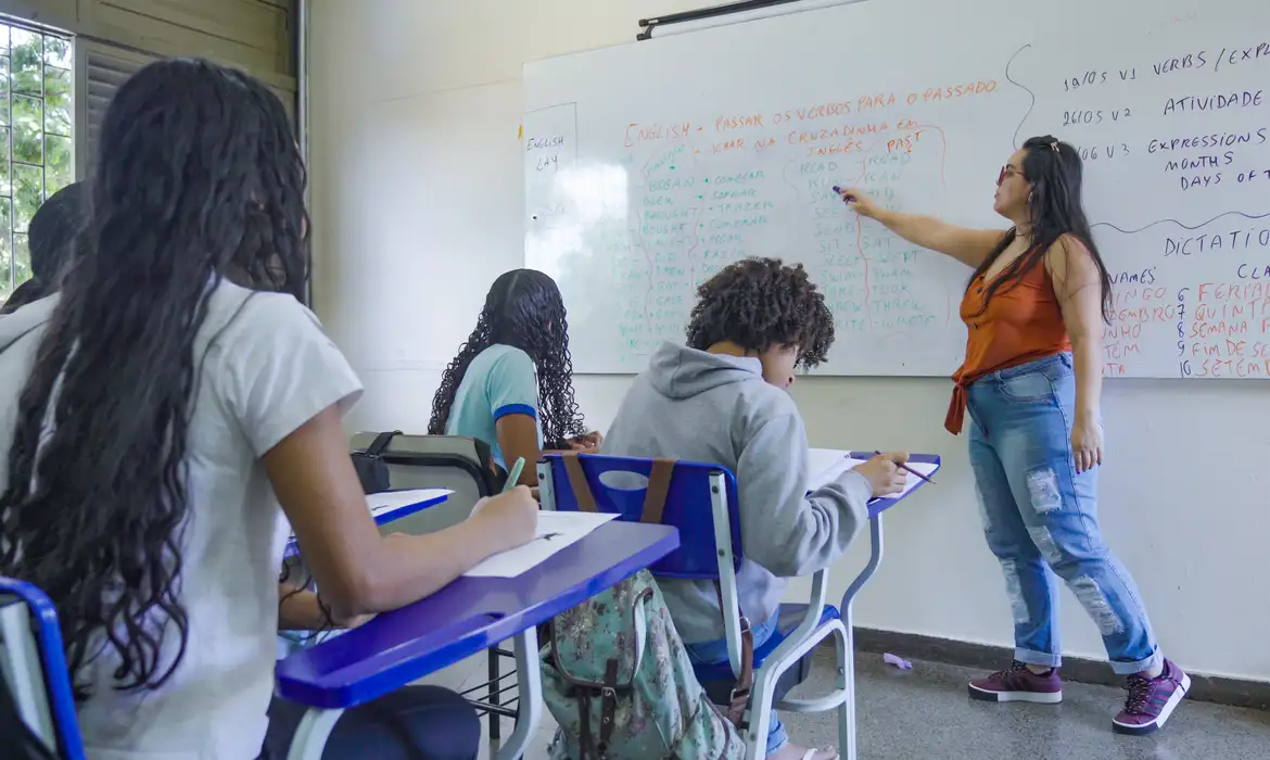 OAB Barro Preto - Mais de 10 mil professores são selecionados via Prova Nacional Docente