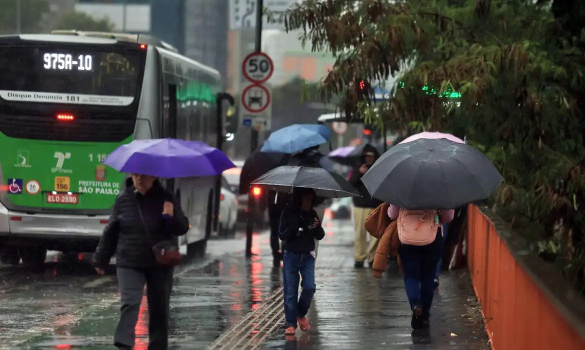 OAB Barro Preto - Sudeste pode ter grande volume de chuva nesta quarta-feira