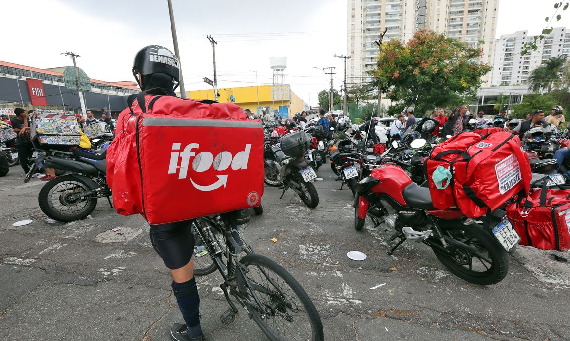 OAB Barro Preto - Brasil tem 2 milhões de pessoas que trabalham por meio de aplicativos