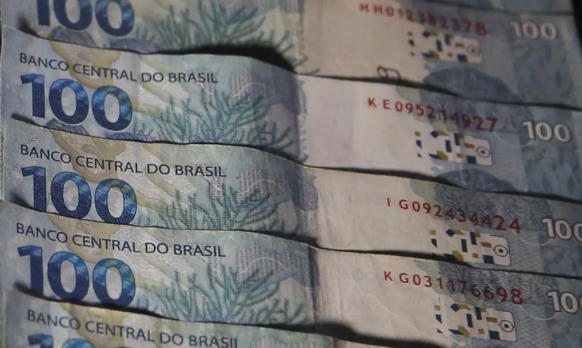 OAB Barro Preto - Contas públicas têm déficit de R$ 10 bilhões em agosto