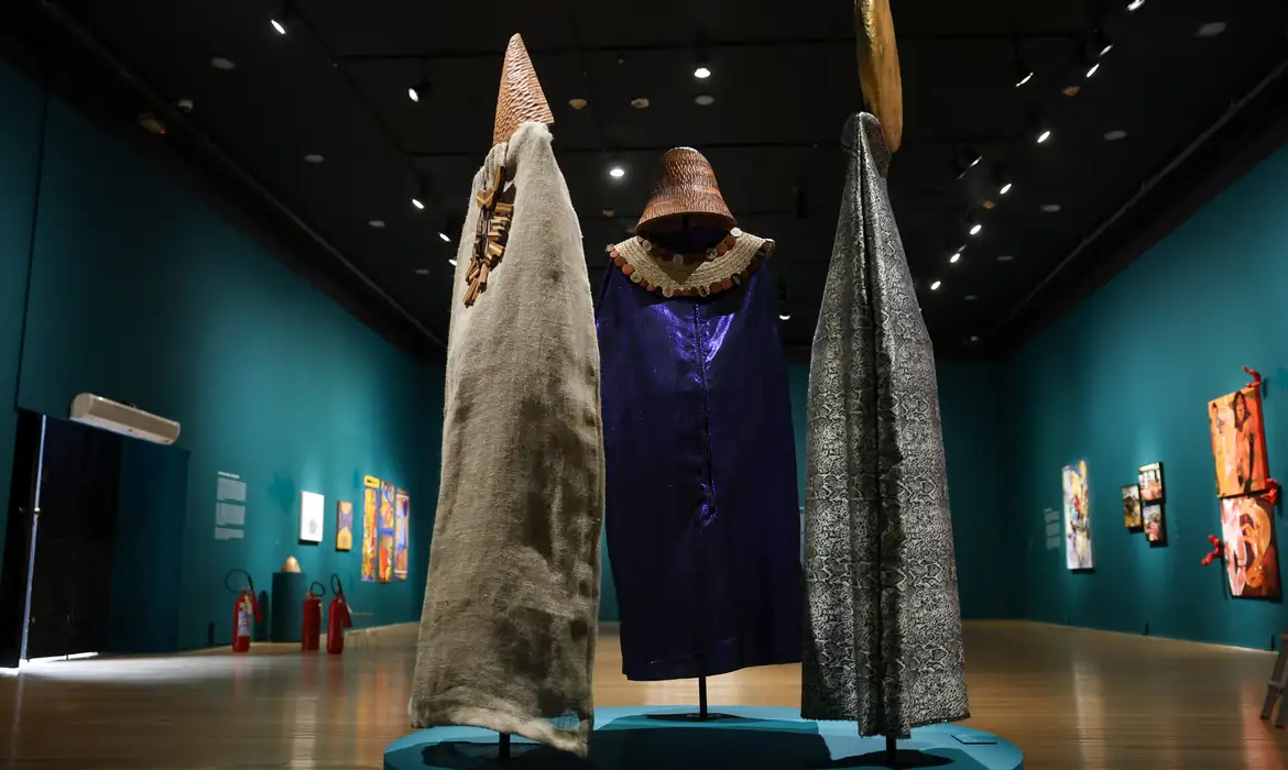 OAB Barro Preto - Exposição no CCBB do Rio traz a força da arte de mulheres da Amazônia