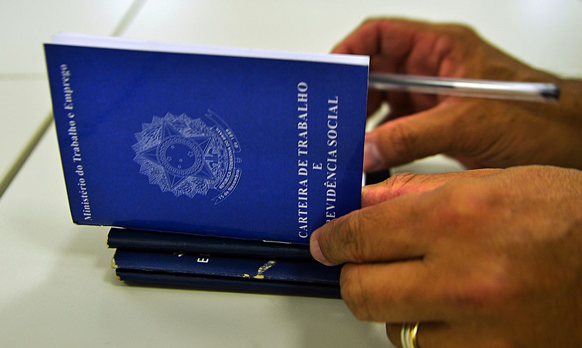 OAB Barro Preto - Lote complementar do abono salarial começa a ser pago nesta quinta