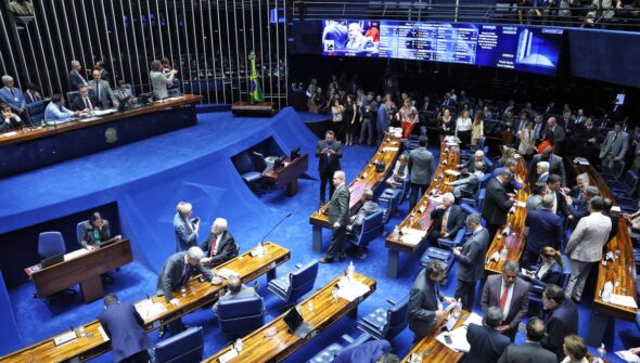 PL elege 19 senadores e soma 28; MDB conquista sete vagas e PT, seis