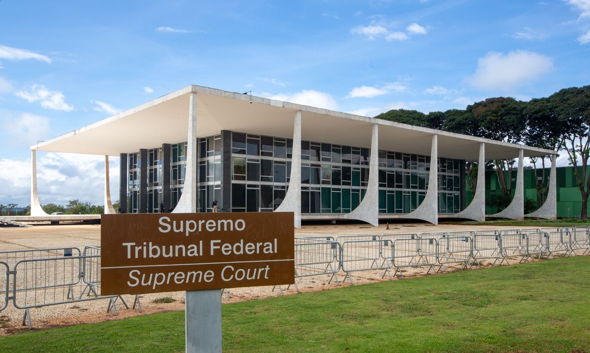 OAB Barro Preto - Homem é preso ao tentar invadir a sede do STF em Brasília