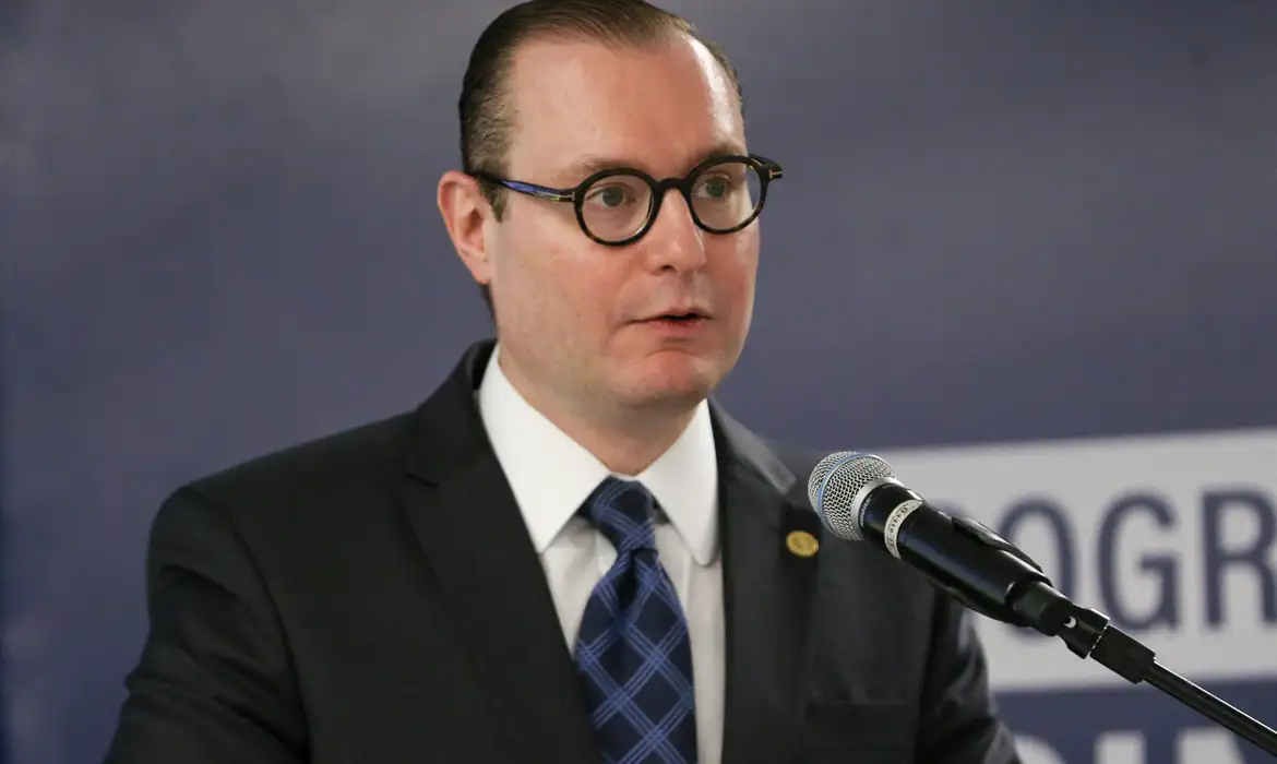 OAB Barro Preto - Zanin pede parecer da PGR e AGU sobre ação do PSD por 2º turno no Rio