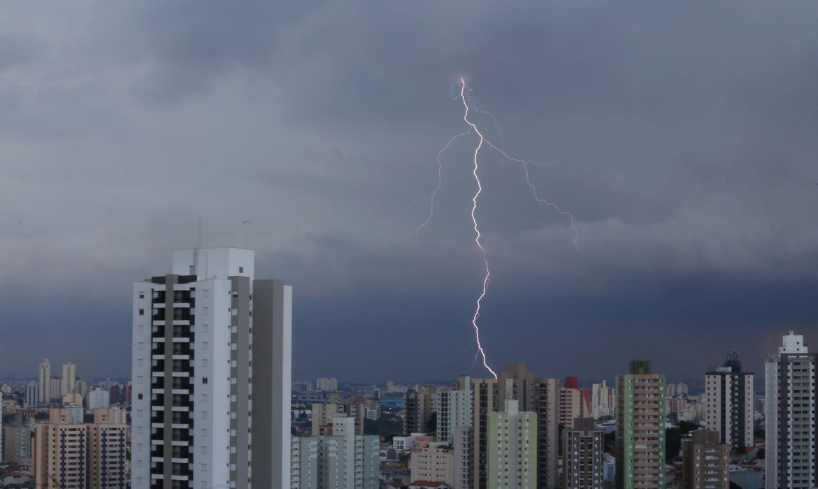 OAB Barro Preto - Fim de semana de eleições será de chuva em grande parte do país