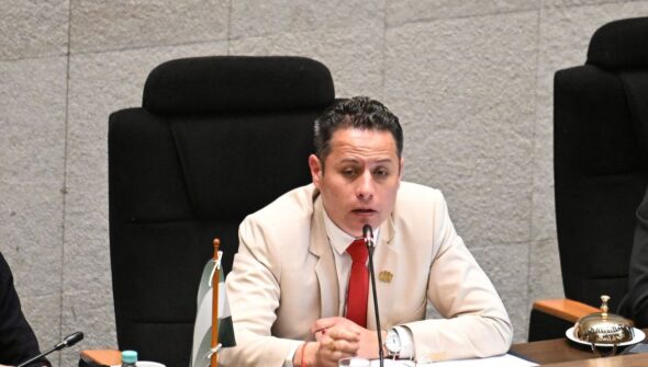 Vice-presidente da Bolívia acusa governo Paz de tramar prendê-lo