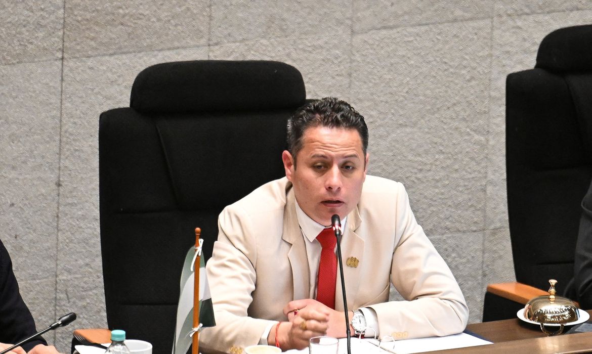 OAB Barro Preto - Vice-presidente da Bolívia acusa governo Paz de tramar prendê-lo