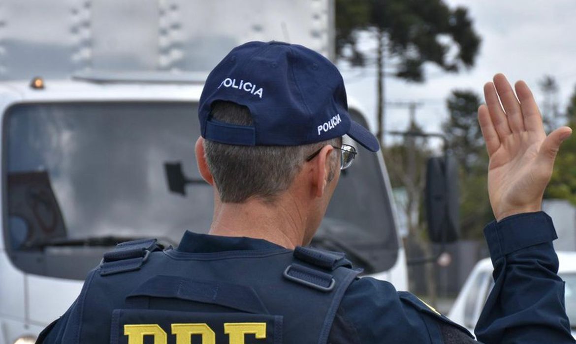 OAB Barro Preto - Feriadão de Nossa Senhora Aparecida teve 68 mortes nas estradas