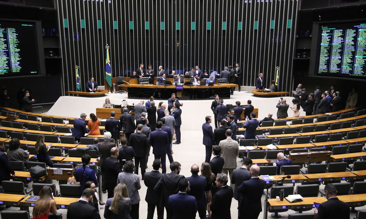 OAB Barro Preto - Cresce número de mulheres eleitas para o Congresso Nacional