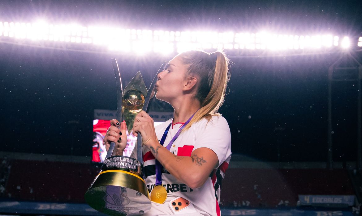 OAB Barro Preto - Campeã do Brasileirão, Carol Gil é convocada para amistosos da seleção
