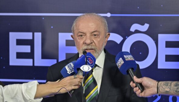 TSE: Lula autoriza quebra de sigilo bancário se Flávio fizer o mesmo