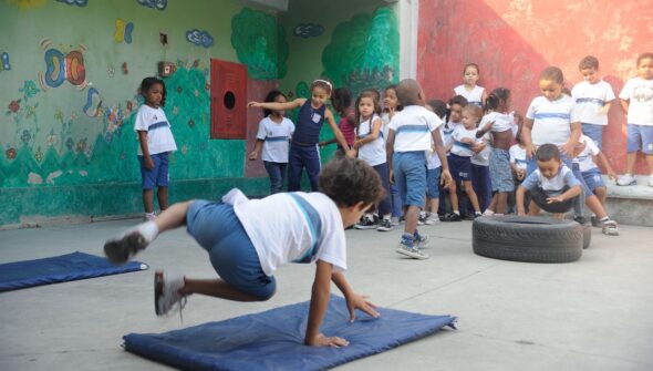 Escolas públicas têm até sábado para regularizar pendências com FNDE