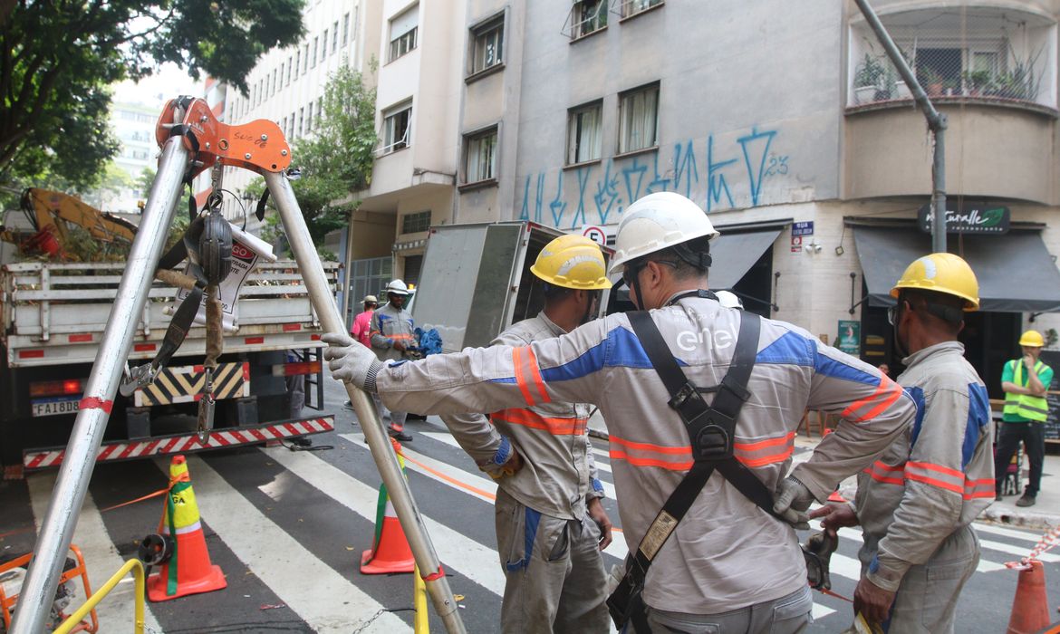 OAB Barro Preto - Procon paulistano multa Enel por falhas no fornecimento de energia