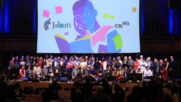 Ruy Castro vence prêmio principal do Jabuti pela 2ª vez consecutiva