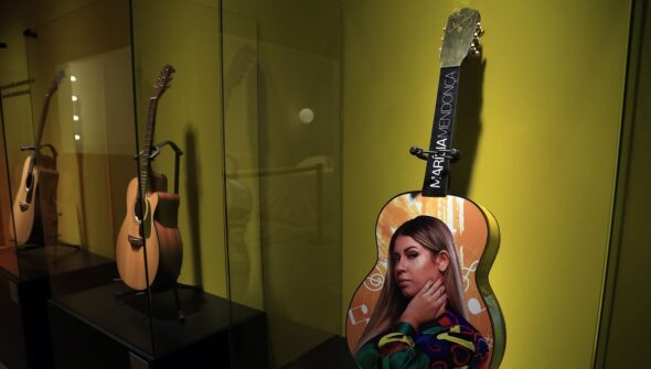 Cantora Marília Mendonça ganha exposição sensorial no MIS
