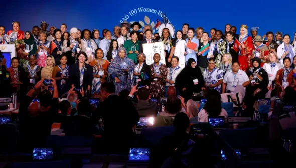 Pescadoras brasileiras recebem título de heroínas em premiação da FAO