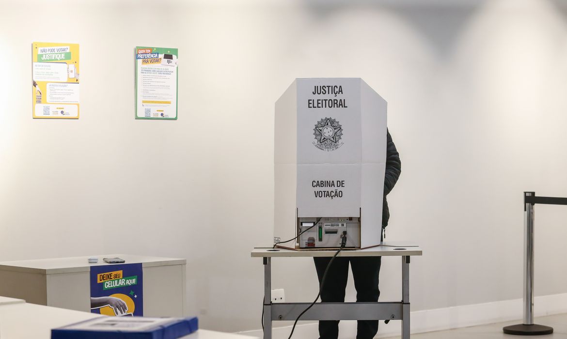 OAB Barro Preto - 2º turno: 7 cidades também terão eleições complementares para prefeito